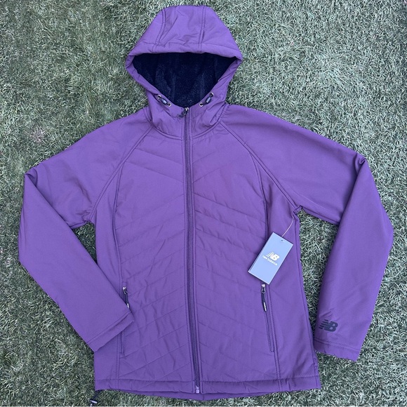 New Balance Jackets & Blazers - NWT New Balance Fleece line Hooded Water Resistant Quilted Performance Jacket S